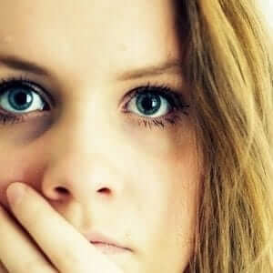 dark-circles-under-eyes dark-circles-under-eyes