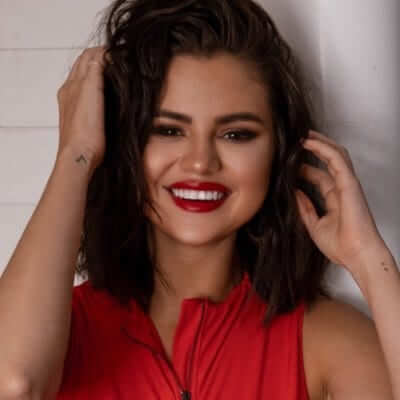 selena-gomez-lips selena-gomez-lips
